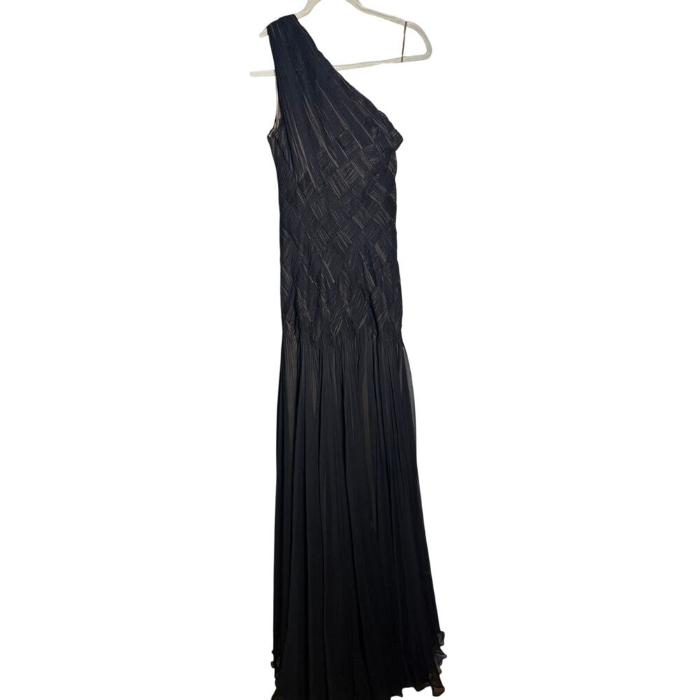 Tadashi Shoji Black One Shoulder Silk Gown Sz. 6 - Picture 6 of 12